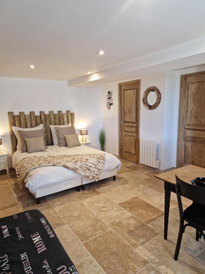 Au Fer A Cheval Hotel Gandelain Kültér fotó